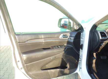 Jeep - Grand Cherokee