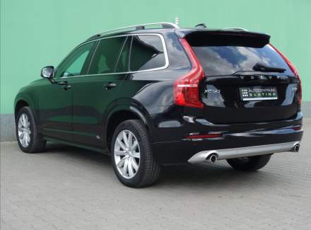 Volvo - XC90