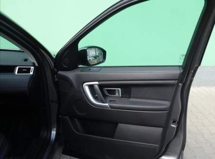 Land Rover - Discovery Sport