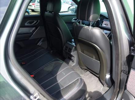 Land Rover - Range Rover Velar