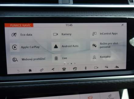 Land Rover - Range Rover Velar