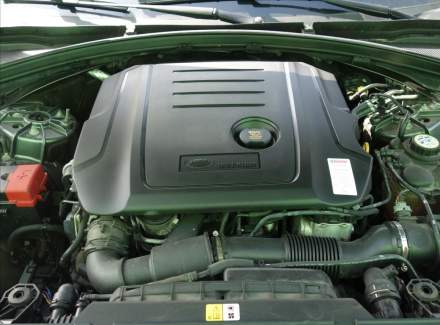 Land Rover - Range Rover Velar