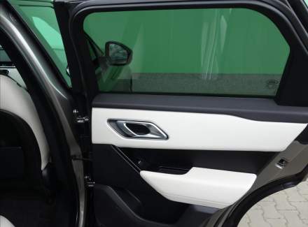 Land Rover - Range Rover Velar