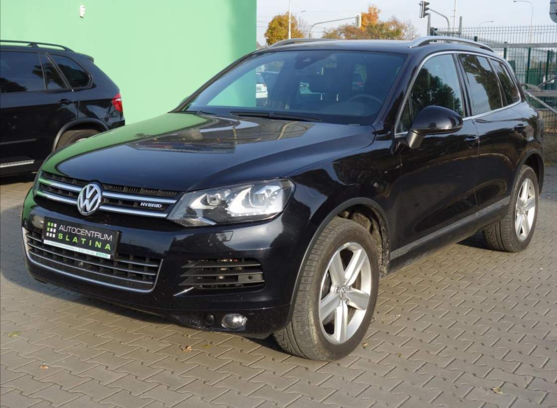 Volkswagen - Touareg