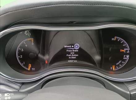 Jeep - Grand Cherokee