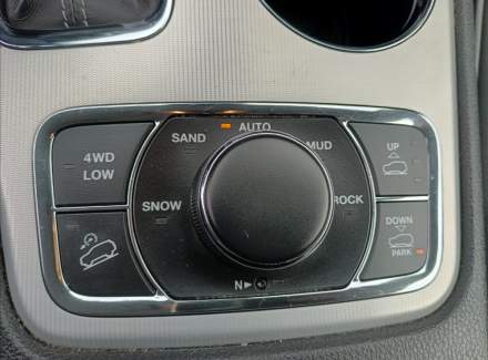 Jeep - Grand Cherokee