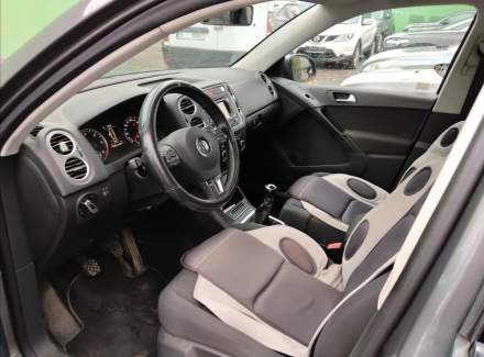 Volkswagen - Tiguan