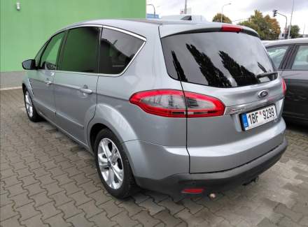 Ford - S-MAX