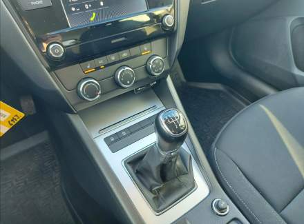 Škoda - Octavia