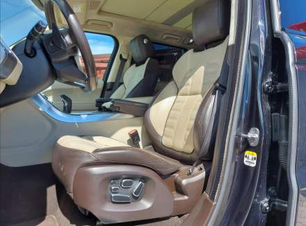 Land Rover - Range Rover Sport