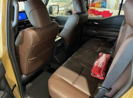 Toyota - Land Cruiser