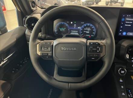 Toyota - Land Cruiser