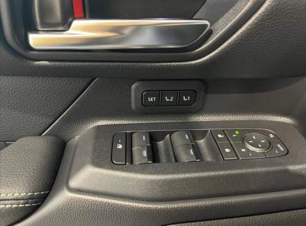 Toyota - Land Cruiser