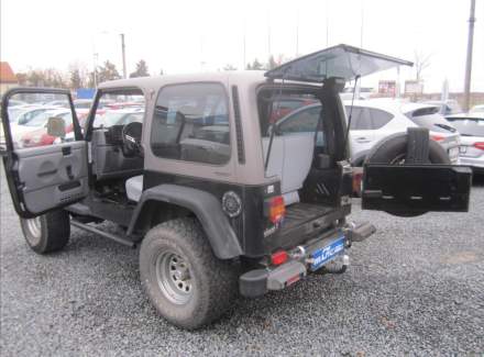 Jeep - Wrangler