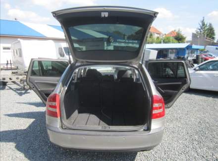 Škoda - Octavia