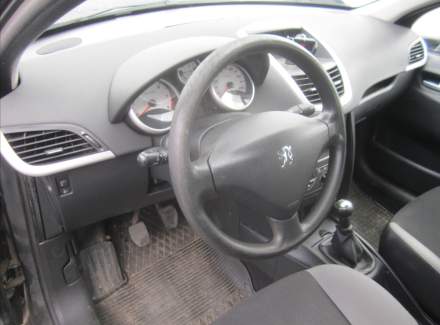 Peugeot - 207