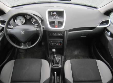 Peugeot - 207