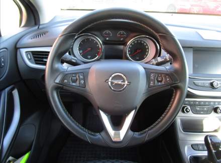Opel - Astra