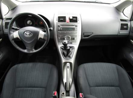 Toyota - Auris