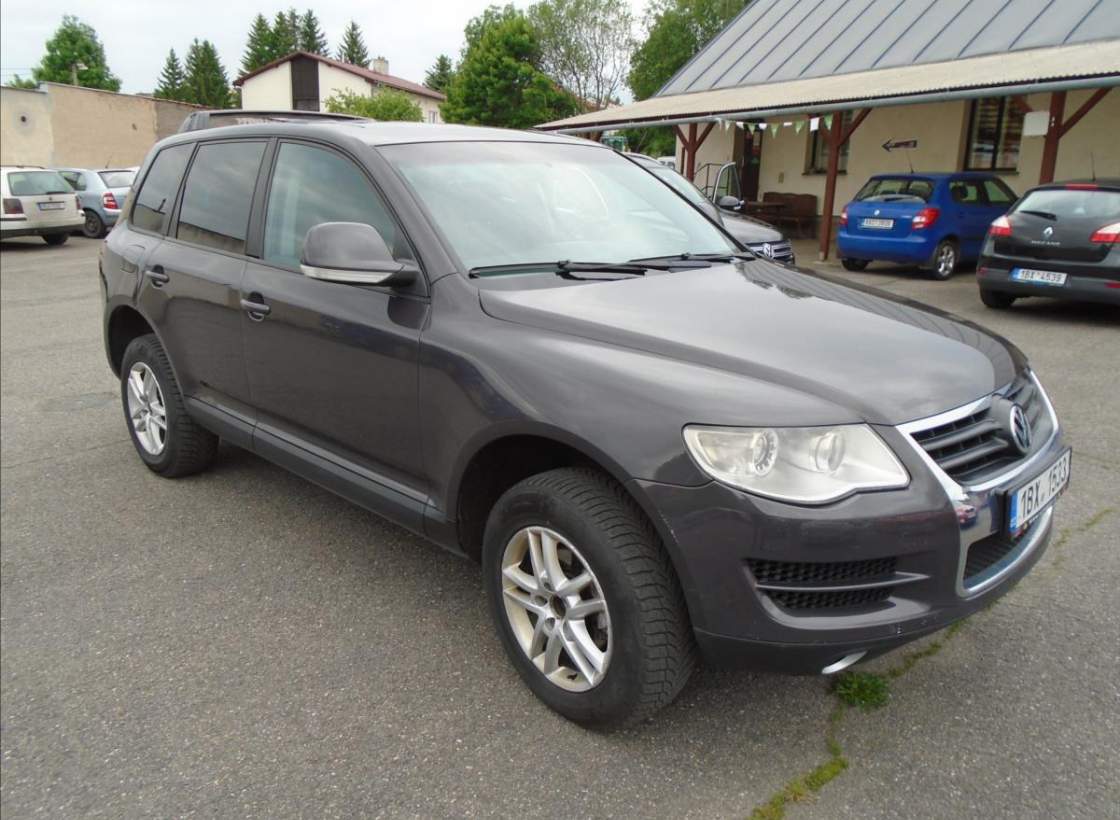 Volkswagen - Touareg