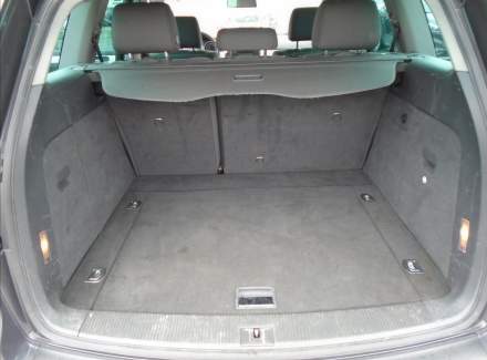 Volkswagen - Touareg