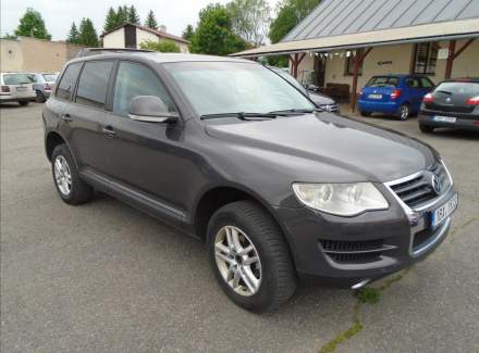 Volkswagen - Touareg