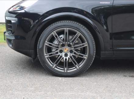 Porsche - Cayenne