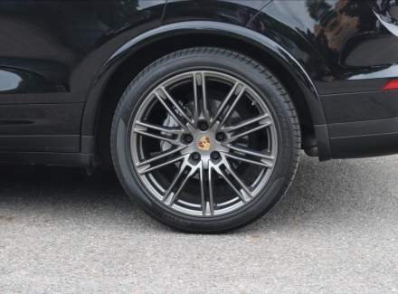 Porsche - Cayenne