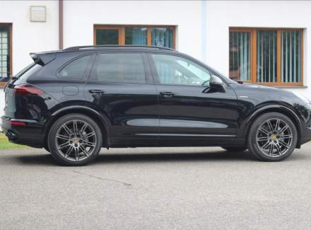 Porsche - Cayenne