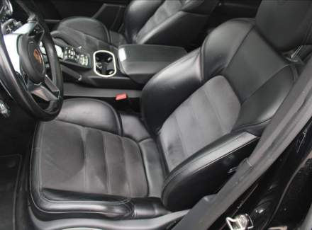 Porsche - Cayenne
