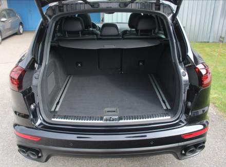 Porsche - Cayenne