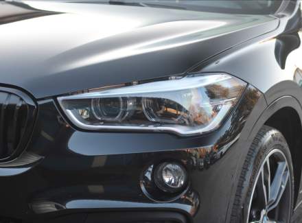 BMW - X1