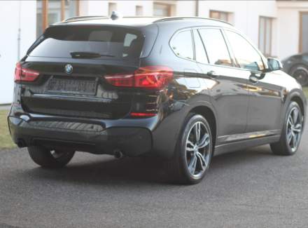 BMW - X1