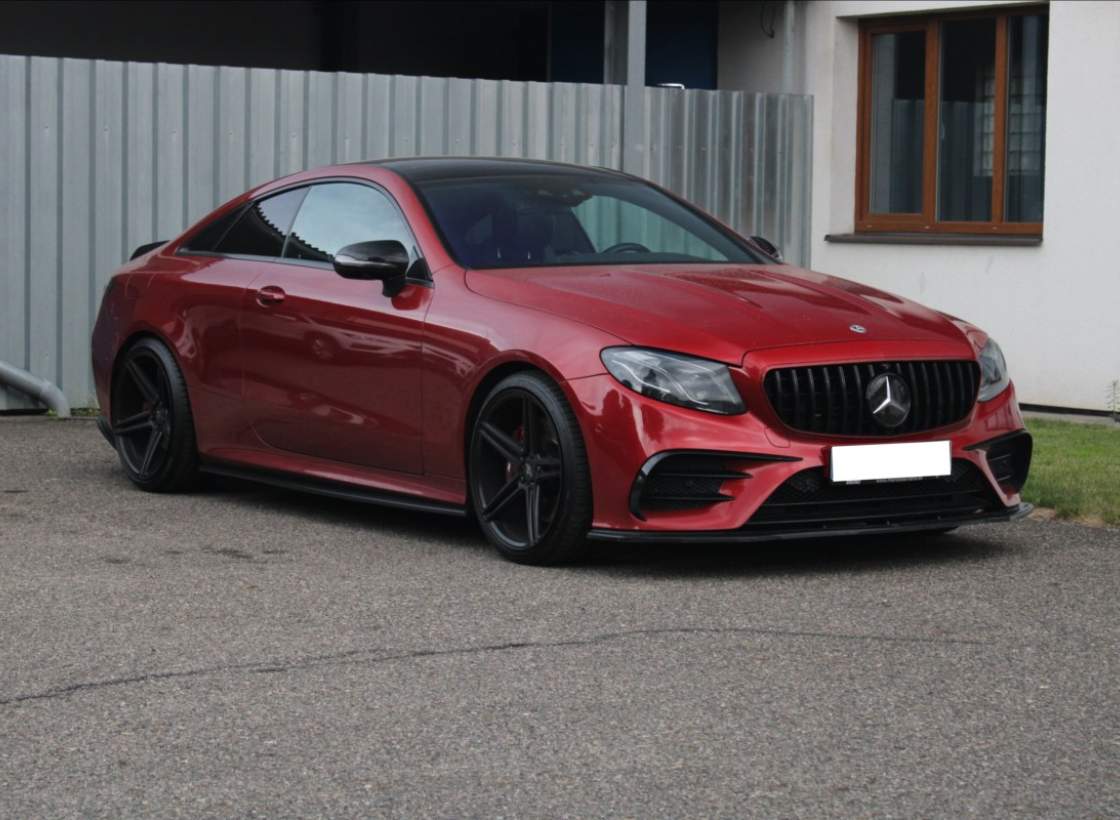 Mercedes-Benz - E-class