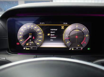 Mercedes-Benz - E-class