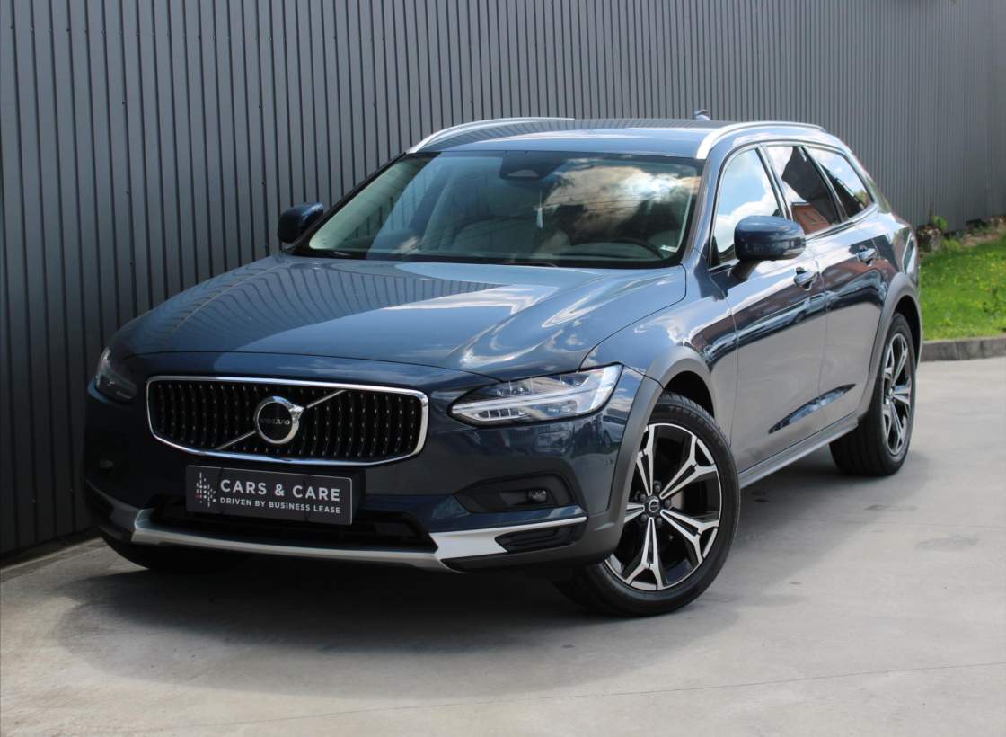 Volvo - V90