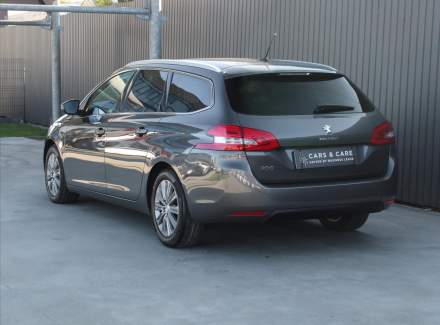 Peugeot - 308