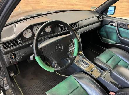 Mercedes-Benz - E-class