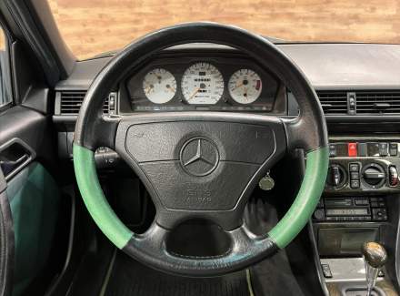 Mercedes-Benz - E-class