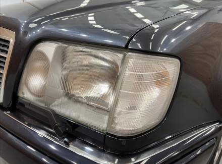 Mercedes-Benz - E-class