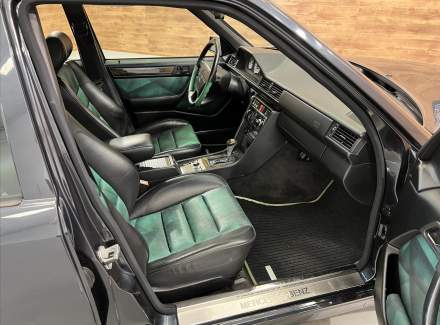 Mercedes-Benz - E-class