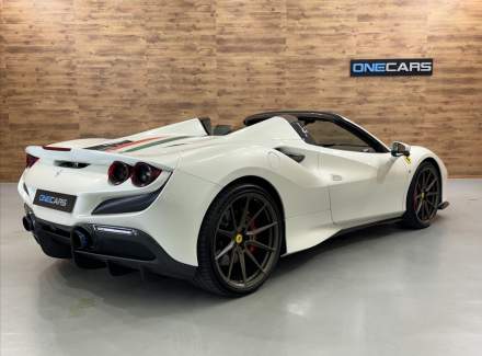 Ferrari - F8 Spider