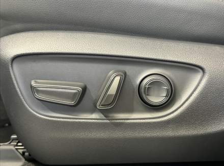 Toyota - Land Cruiser