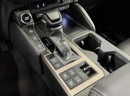 Toyota - Land Cruiser