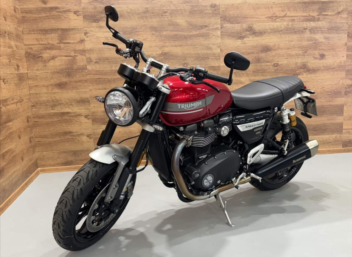 Triumph - Speed Twin
