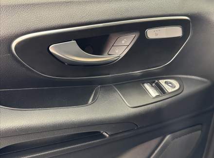 Mercedes-Benz - Vito