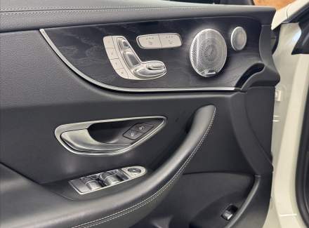 Mercedes-Benz - E-class