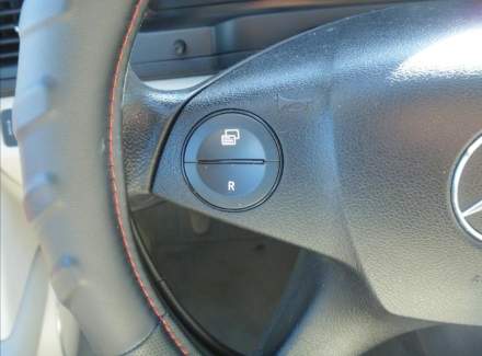 Mercedes-Benz - C-class