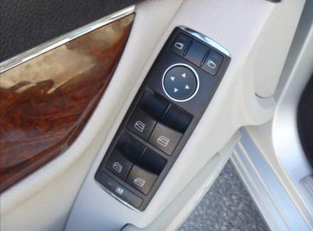 Mercedes-Benz - C-class