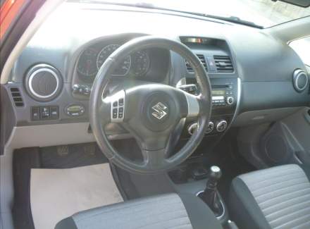 Suzuki - SX4